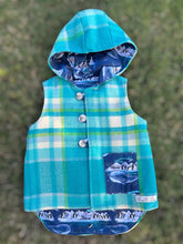 Load image into Gallery viewer, Wool Vest size 3