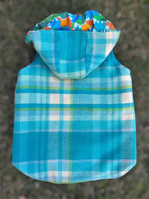 Load image into Gallery viewer, Upcycled Wool Vest size 5