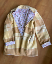 Load image into Gallery viewer, Ladies Wool Coat size 18