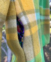 Load image into Gallery viewer, Wool Coat size 7