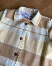 Load image into Gallery viewer, Ladies Wool Coat size 18