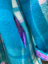 Load image into Gallery viewer, Ladies Wool Coat size 14