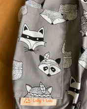 Load image into Gallery viewer, Treeclimber Knee Length Shorts