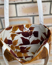 Load image into Gallery viewer, Wool Tote Bag