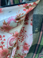 Load image into Gallery viewer, Ladies Wool Coat size 18