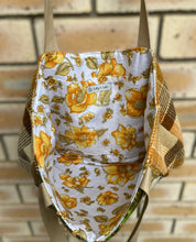 Load image into Gallery viewer, Wool Tote Bag