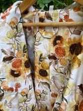 Load image into Gallery viewer, Wool Coat size 6