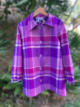 Load image into Gallery viewer, Ladies Wool Coat size 16