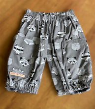 Load image into Gallery viewer, Treeclimber Knee Length Shorts